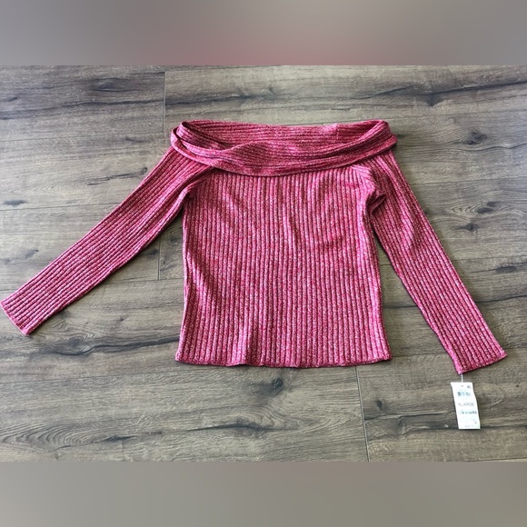 NWT INC INTERNATIONAL RED KNITTED SWEATER SILVER EMBELLISHED WIDE NECK XL - Picture 8 of 8